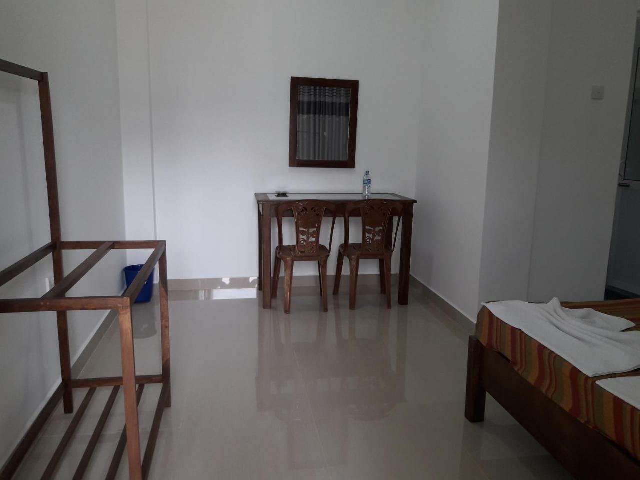 Kanora lake resort Maharagama Eksteriør bilde
