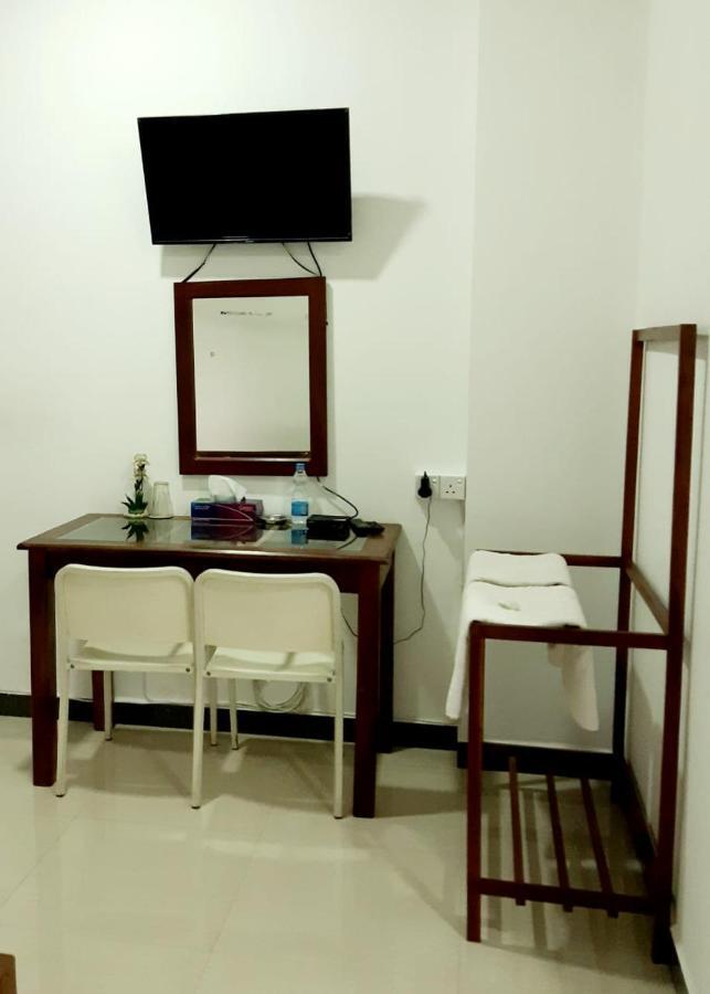 Kanora lake resort Maharagama Eksteriør bilde