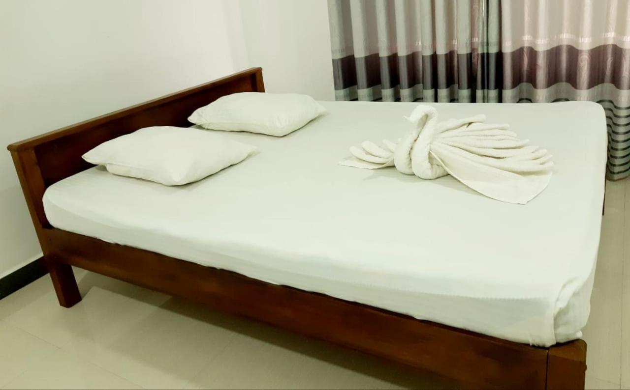 Kanora lake resort Maharagama Eksteriør bilde