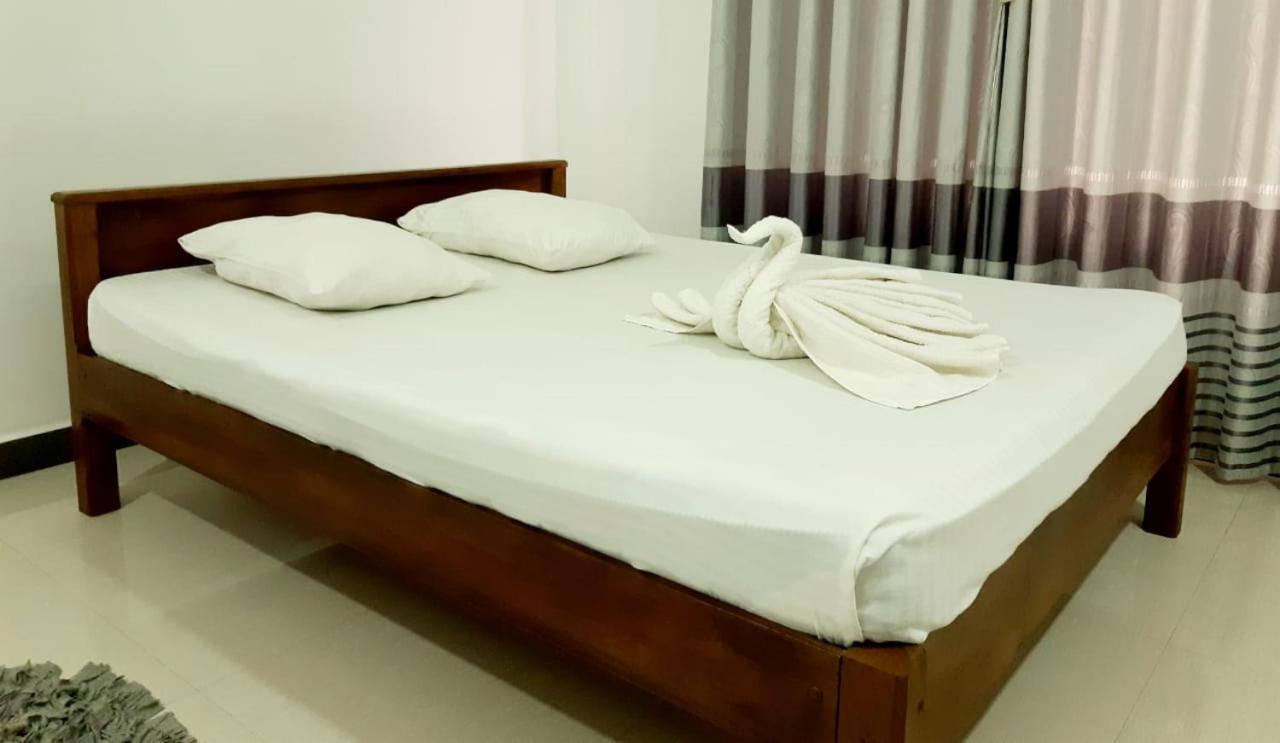 Kanora lake resort Maharagama Eksteriør bilde